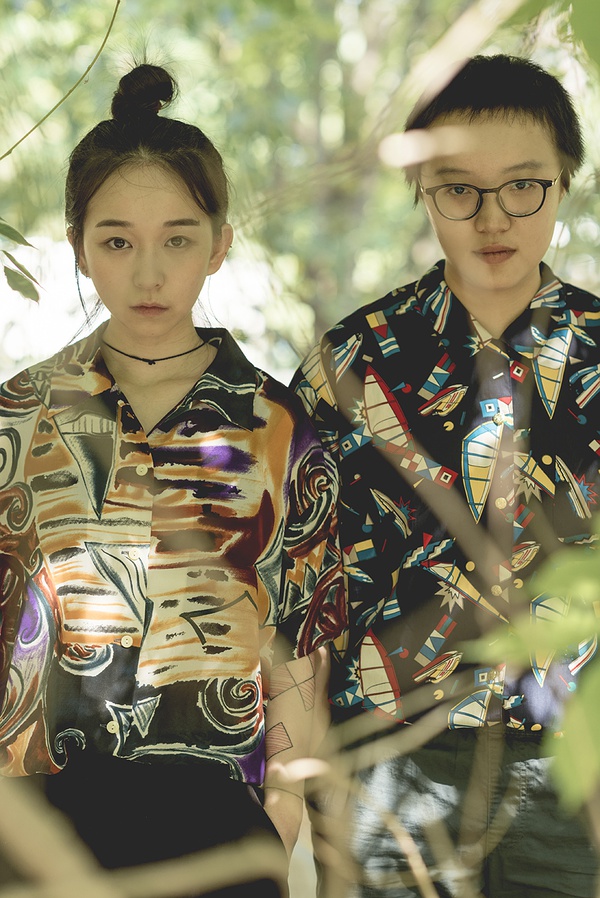 这个一上台就紧张到不行的女孩，每次开口都能惊艳所有人