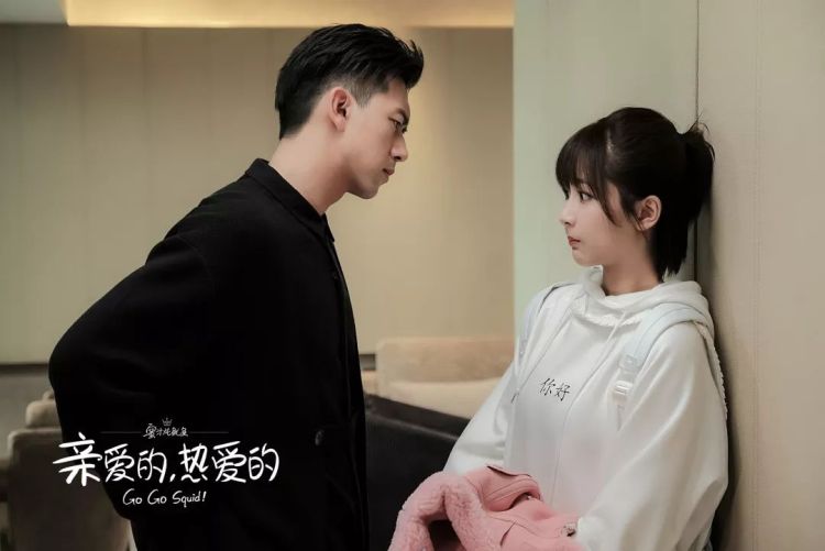 为李现挑一个合适的新剧女主角，好难…