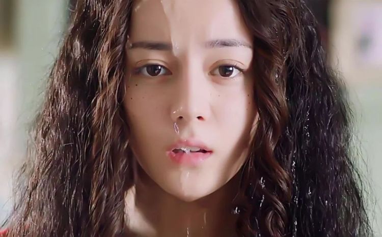 为李现挑一个合适的新剧女主角，好难…