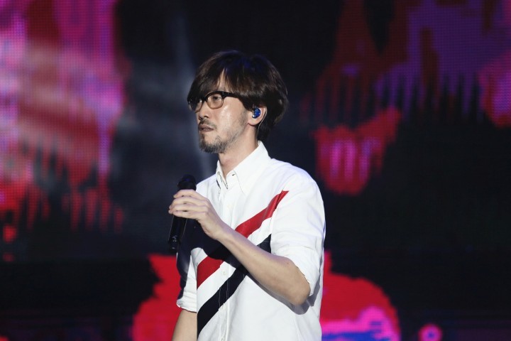 即使再过气10年，这位情歌教父也不需要炒作