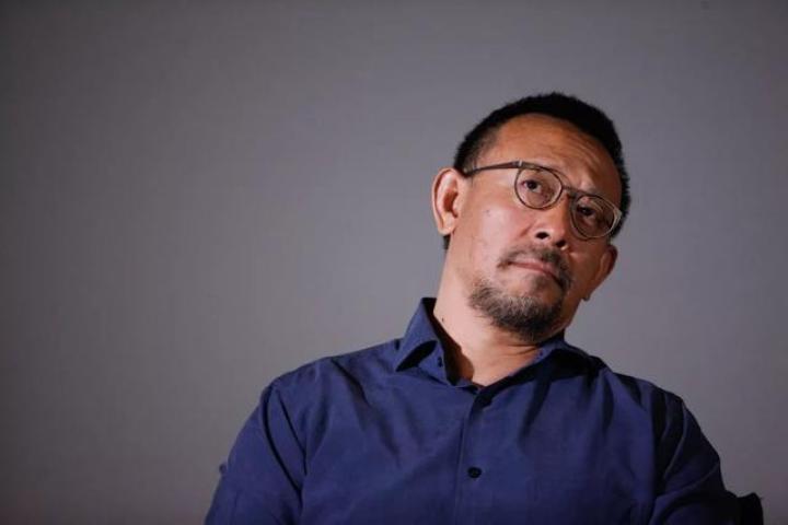 姜文都56岁了还像坛烈酒，谁喝谁醉！