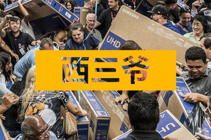 美国在“黑五”连军火都打折，当地人买枪比买菜还勤快...