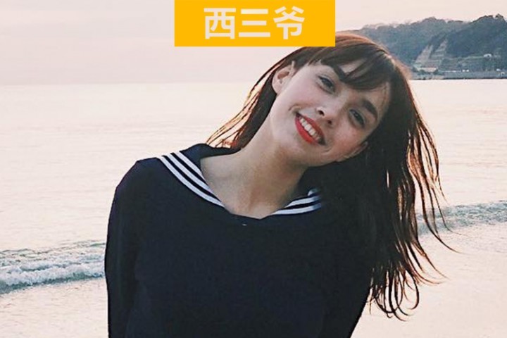 在这个少女旁我什么都不愿意做，只想和她一起荡秋千...
