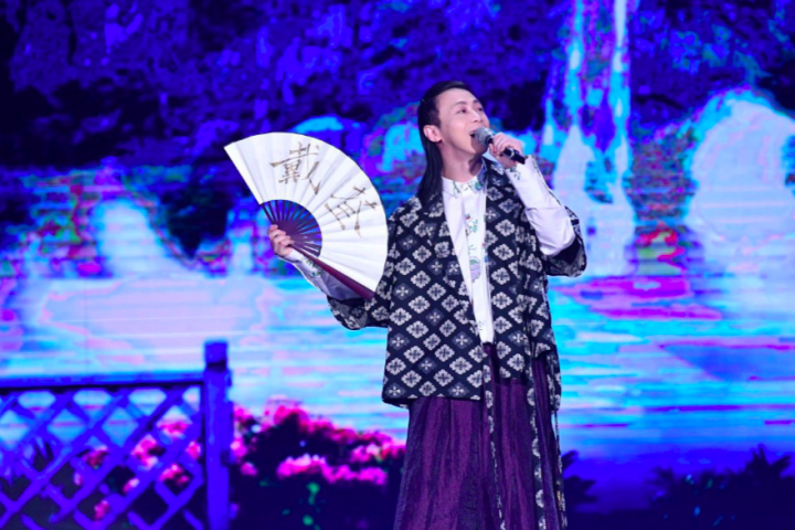 这档今年最好的跨年晚会，我是跪着看完的…
