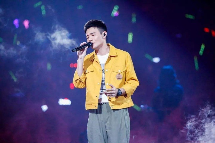 李荣浩，你敢睁开大眼睛听听自己的新歌吗？