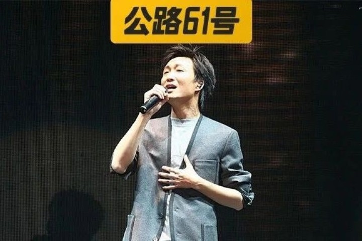 当年打败陈奕迅的歌神接班人，如今连综艺都“不敢”上？
