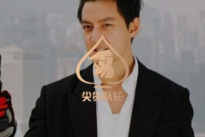 吴彦祖INS上和老美警察干起来了…