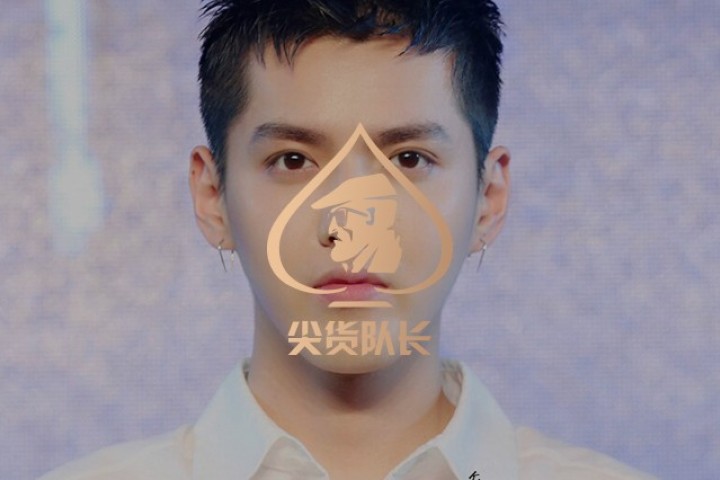 时尚博主怒喷LV辱华，反被网友嘲蹭热度…