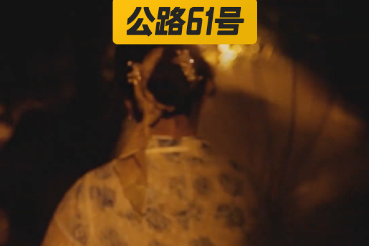 一夜爆火的摇滚神作，背后竟藏了个阴间故事