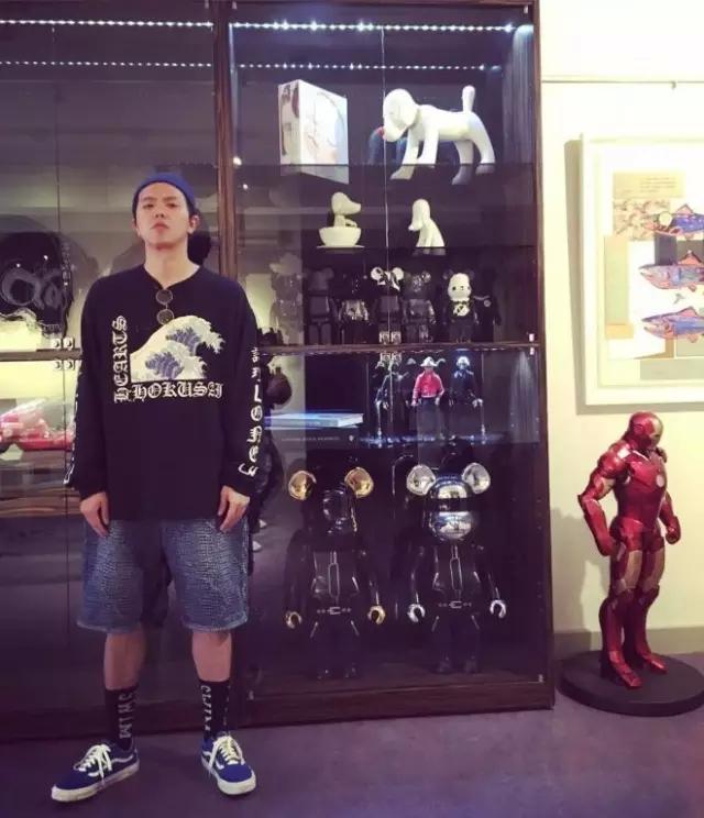 没穿过Vans,你永远体会不到踩着滑板去撩妹的快感