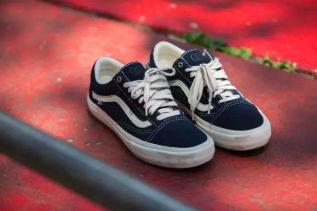 没穿过Vans,你永远体会不到踩着滑板去撩妹的快感