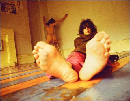 他是第一个完成太空旅行的摇滚者，缔造了PinkFloyd——永远闪耀的钻石，Syd Barrett