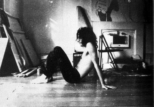 他是第一个完成太空旅行的摇滚者，缔造了PinkFloyd——永远闪耀的钻石，Syd Barrett