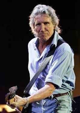 传奇乐队的平克弗洛伊德的灵魂人物Roger Waters，73岁还孜孜不倦地发了一张新专辑