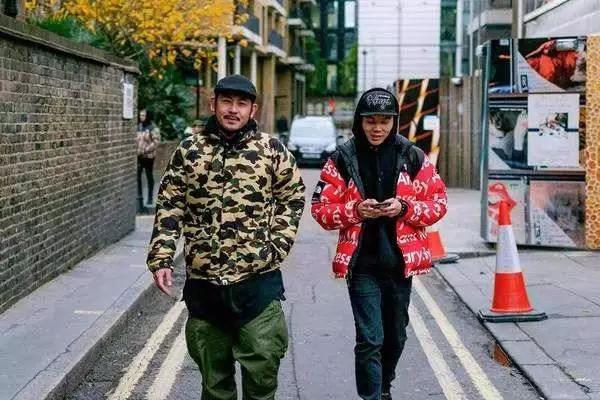 世上只有这款潮牌敢指着你的鼻子骂:爱买买,不买滚!