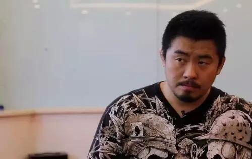 徐晓冬挑战武林惨遭封杀：敢戳穿皇帝新衣的人，不死也废了…