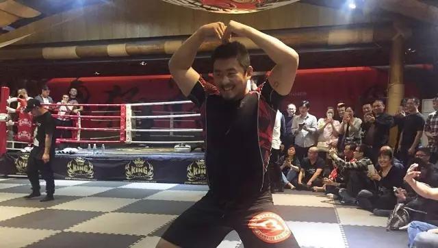 徐晓冬挑战武林惨遭封杀：敢戳穿皇帝新衣的人，不死也废了…