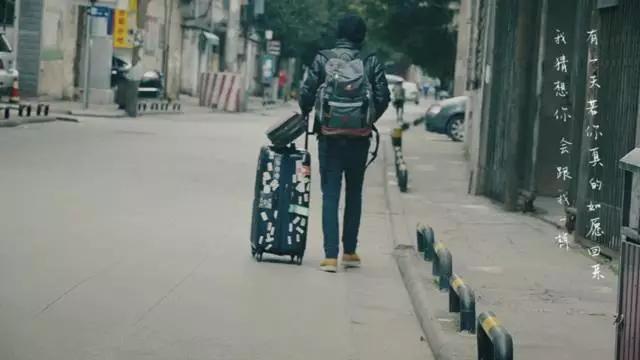 作为李宗盛的徒弟,李剑青在沉寂多年后终于出新作品了