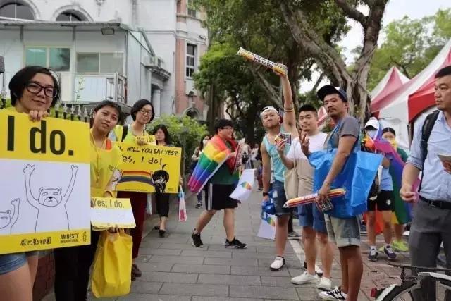 对于同性恋，你可以不理解，但必须尊重！