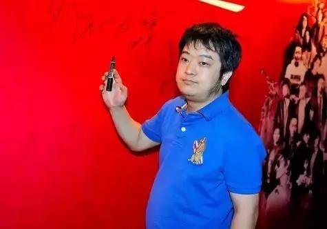 中国最牛逼的摇滚老炮儿齐聚北京,为何勇再次唱响钟鼓楼!