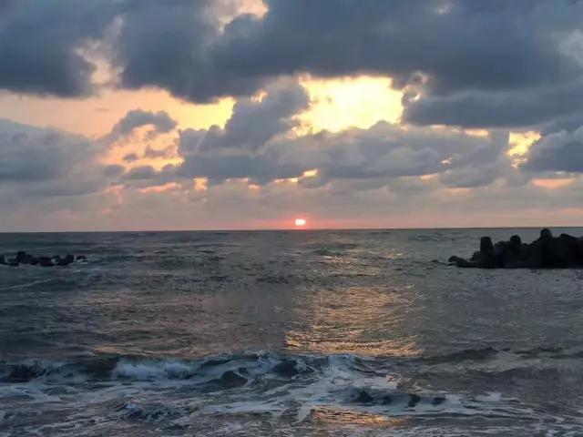 让我再看你一眼，从南到北，从32到22...
