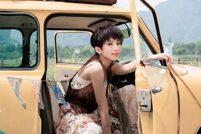 如果我的播放器中只能留一位女歌手,那一定会是戴佩妮