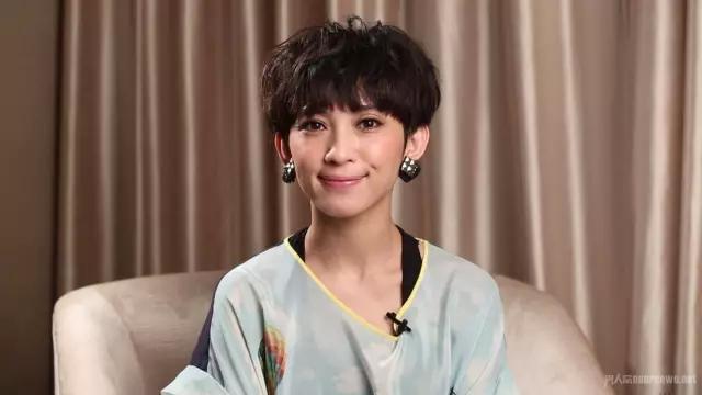 如果我的播放器中只能留一位女歌手,那一定会是戴佩妮