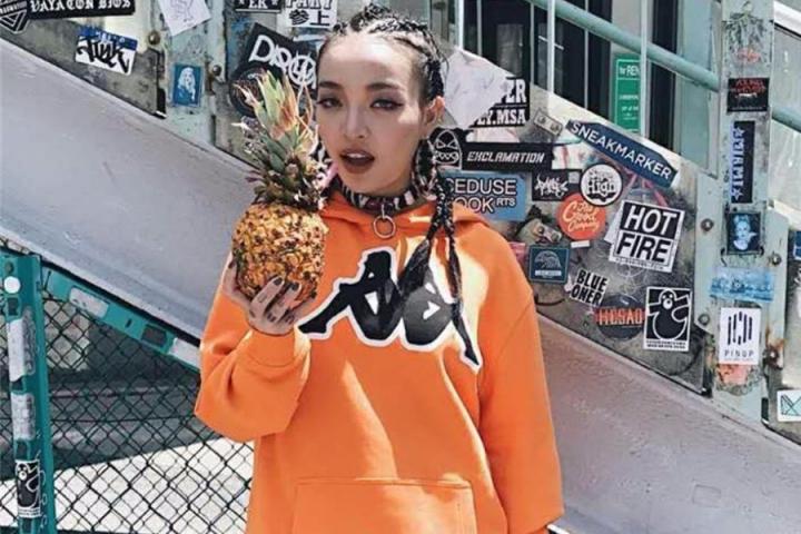 说唱女王VAVA合作会馆二当家TY发布洗脑新歌！
