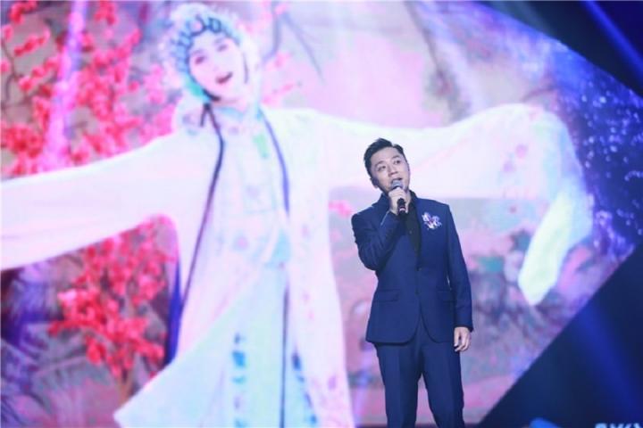 张磊出席《那年花开月正圆》发布会，采访中透露将发新EP