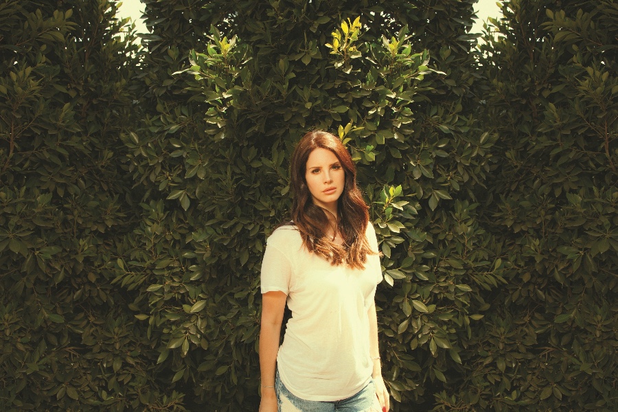 打雷姐Lana Del Rey新歌《White Mustang》官方MV发布