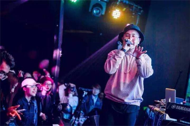 让你感受什么叫骚气！阿克江新专辑正式上线