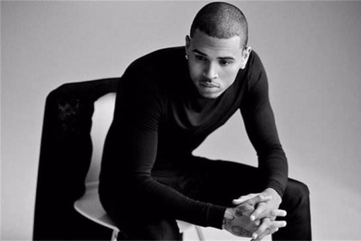 Chris Brown新MV正式上线，真正的高产似“母猪”!