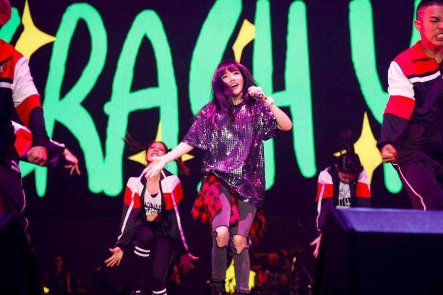 张惠妹外甥女安那再献新歌《蛤》，MV暗藏彩蛋