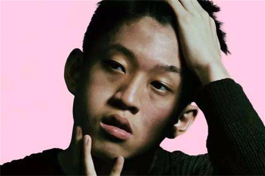 Rich Chigga新单上线，网友吐槽：MV太尼玛简陋了…