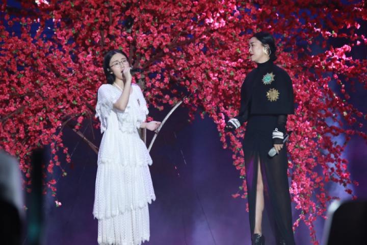 新歌声落下帷幕，那英：我要是拿冠军就是有黑幕了