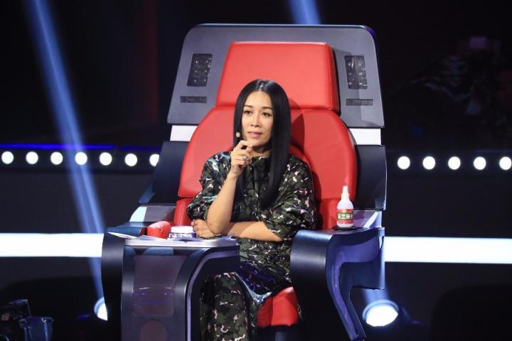 洪涛解释点赞那英退出《中国新歌声》：我发毒誓，是手滑！
