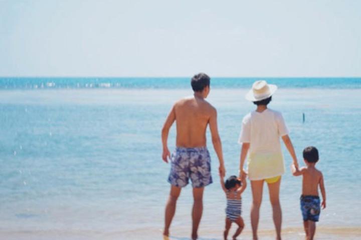 孙俪一家四口出歌了，《大雁往南飞》给你听欢声笑语