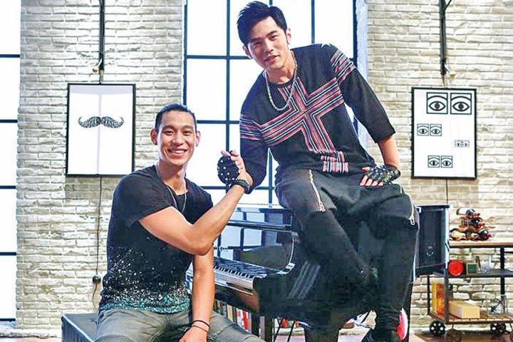 林书豪比赛受伤，周杰伦为好兄弟祈福：赶快好起来！