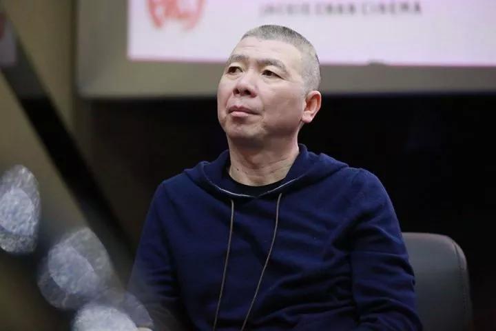 冯小刚新片惨遭下架,如今又被污蔑炒作,但我懂他...