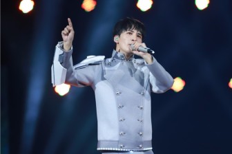 大张伟蒙面改编《铡美案》，跟随大老师的节奏开趴起来吧