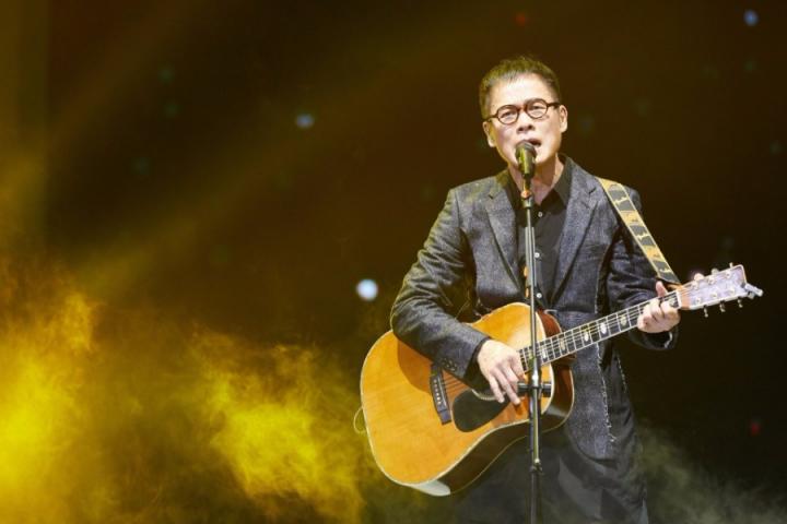 罗大佑“当年离家的年轻人”内地巡演启动，重回北京跨年演唱