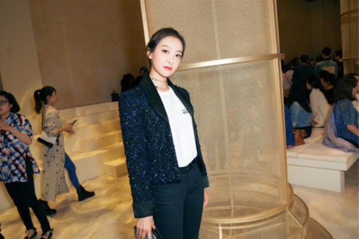 宋茜生病住院做手术，微博晒照报平安：我没事儿，放心吧