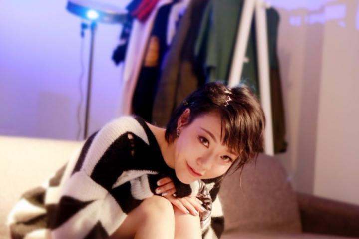 看吴莫愁如何演绎嘻哈元素，“造作行动”新单曲《烦》上线