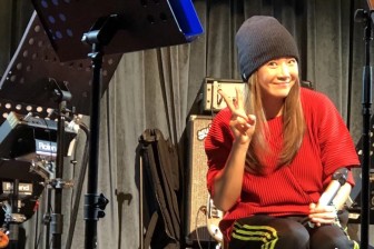 “校园民谣女神”叶蓓现身网络问答社区：十年如一日是怎样的体验