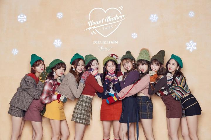 Twice新曲预告照公开，浓浓圣诞氛围可爱满满