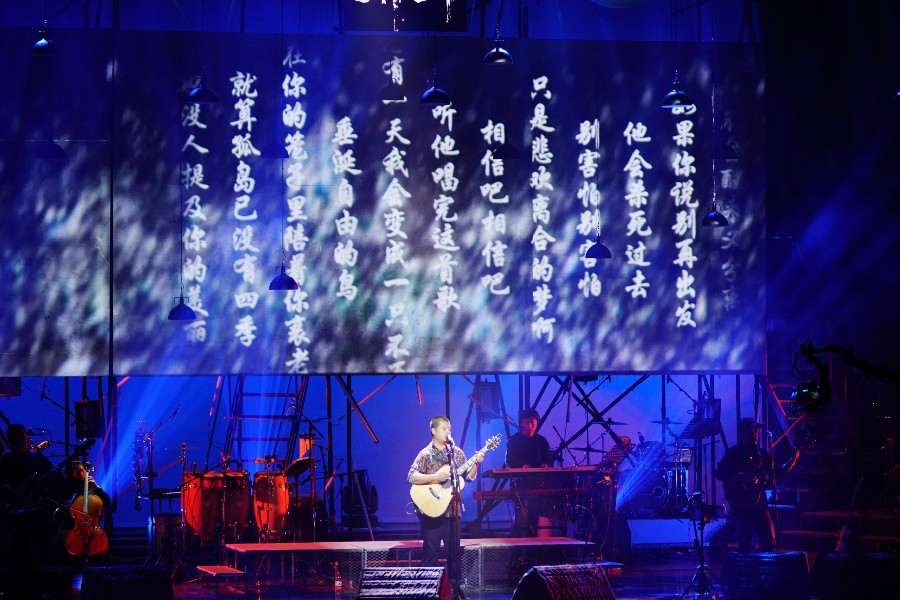 麻油叶六周年双场音乐会收官，你们说到底6不6