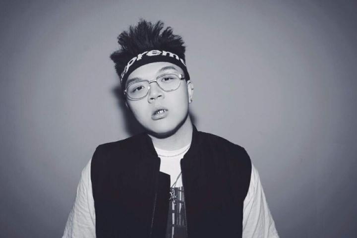 艾福杰尼演唱网友圣诞愿望，全新MV《星愿传唱》温馨出炉